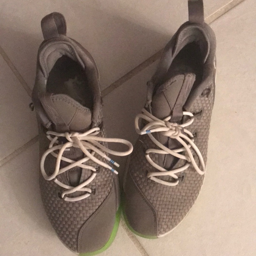 Nike Lebron Sneakers